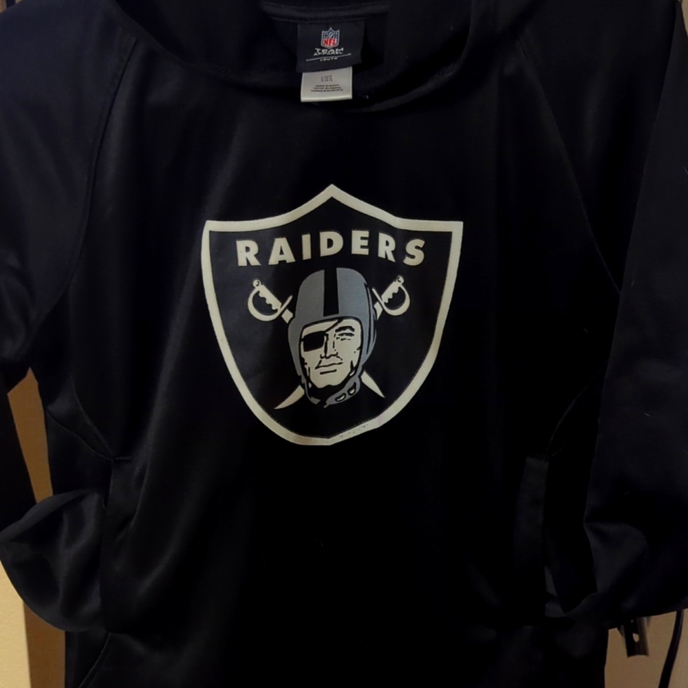NFL Youth 14/16 Raiders hoodie